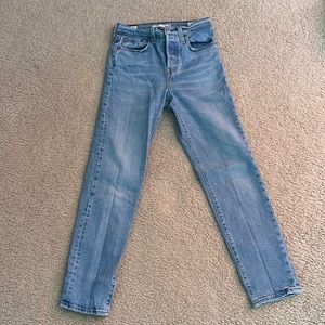 Levi’s Wedgie Jeans 24